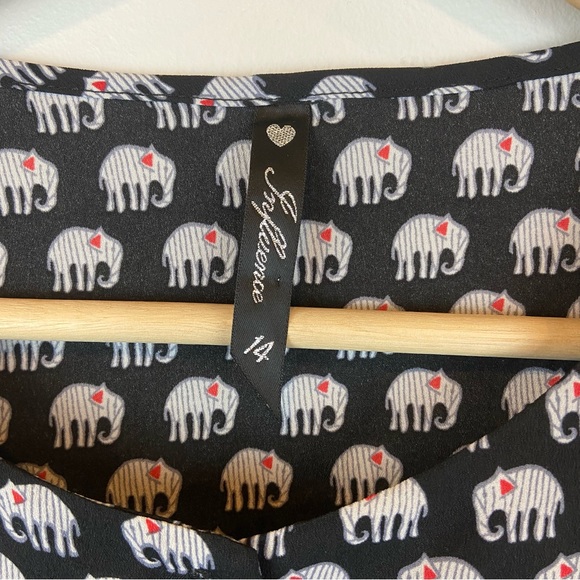 Influence Elephant Black Button Front Top Blouse Short Sleeve Size 14 Cropped - Picture 3 of 6